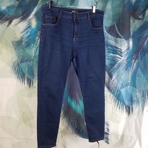 Miss Poured in Blue - Jeans